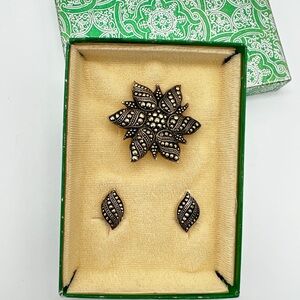 VINTAGE Poinsettia Brooch + Clip-On Earrings Set • Gold Tone • Marcasite-Look